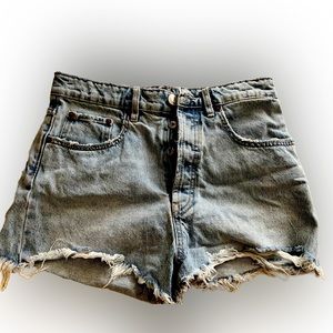 Size 6 women’s jean shorts denim 38